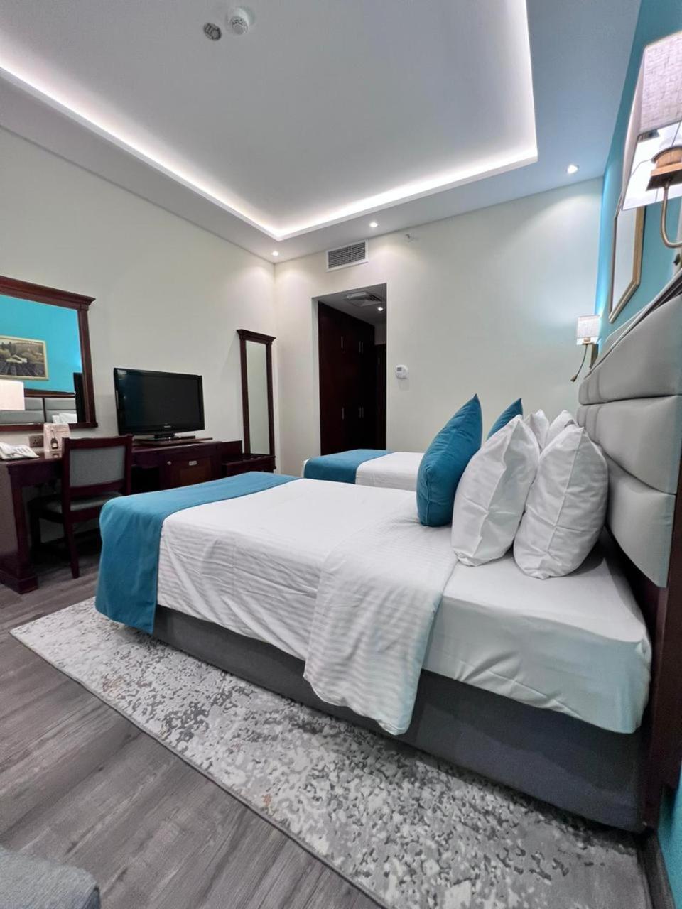 Howard Johnson Bur Dubai Ngoại thất bức ảnh
